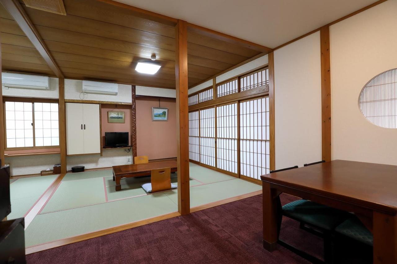 Tsukasaya Ryokan تسوروكا المظهر الخارجي الصورة